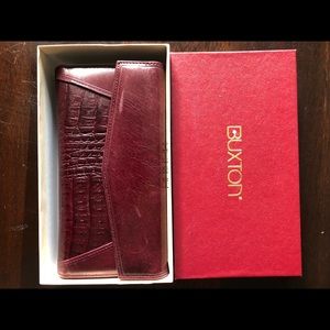 Buxton leather wallet